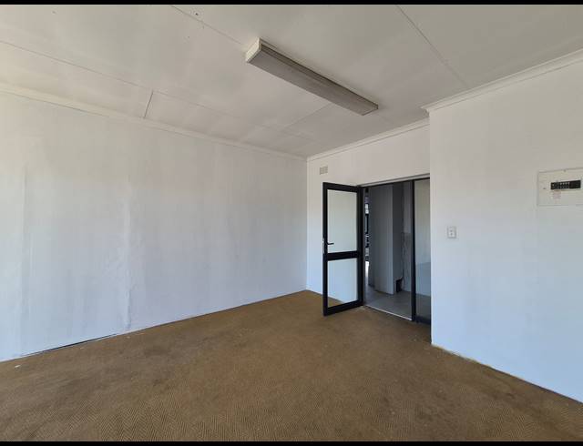 59M² OFFICE TO LET IN MELVILLE
